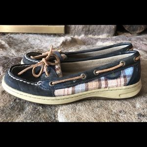 Women’s Sperry Boat Shoes Size 7